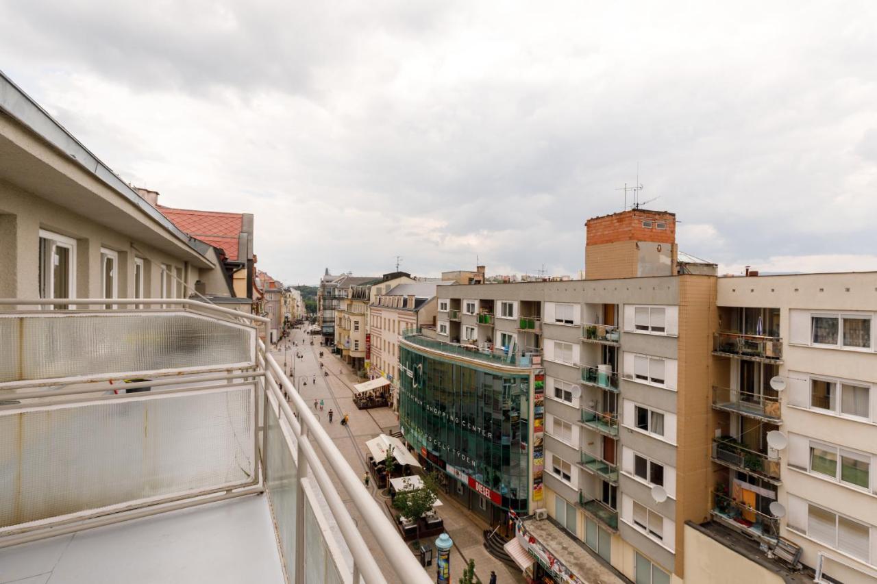 Apartments Tgm 11 カルロヴィ・ヴァリ エクステリア 写真