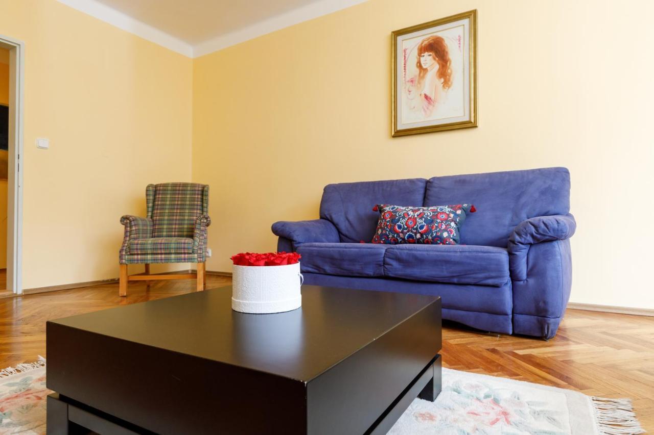 Apartments Tgm 11 カルロヴィ・ヴァリ エクステリア 写真