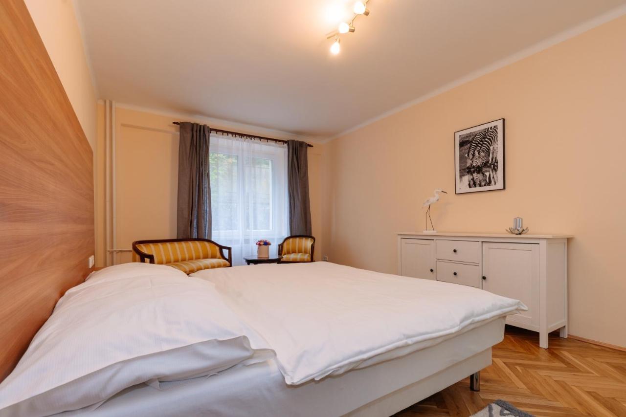 Apartments Tgm 11 カルロヴィ・ヴァリ エクステリア 写真