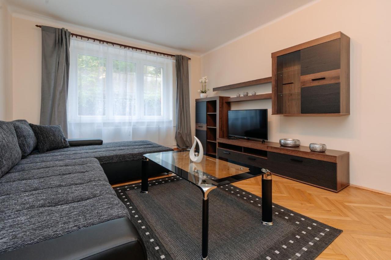 Apartments Tgm 11 カルロヴィ・ヴァリ エクステリア 写真