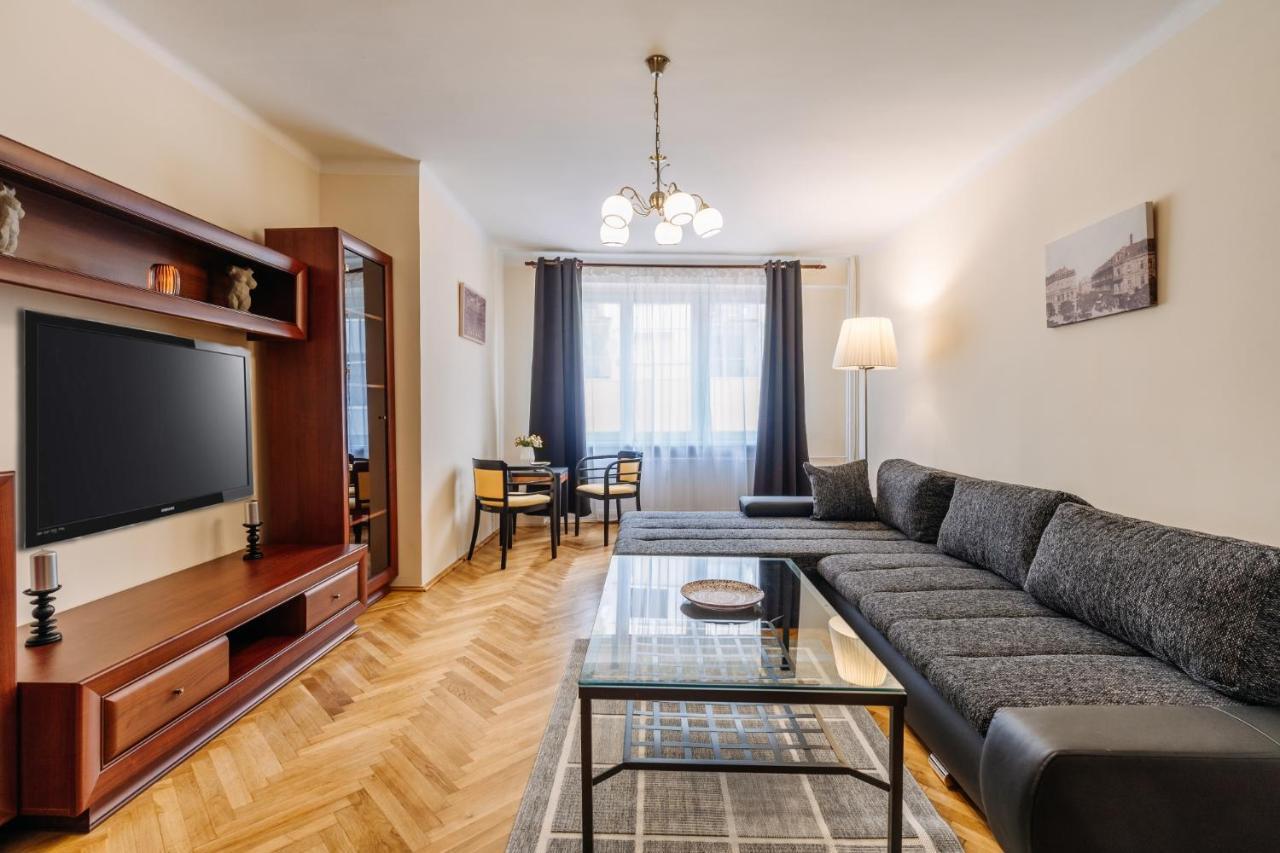Apartments Tgm 11 カルロヴィ・ヴァリ エクステリア 写真